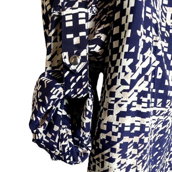 Tyler Boe Silk Long Line Button‎ Popover Tunic Top Size S Blue Cream Beige - Picture 3 of 10